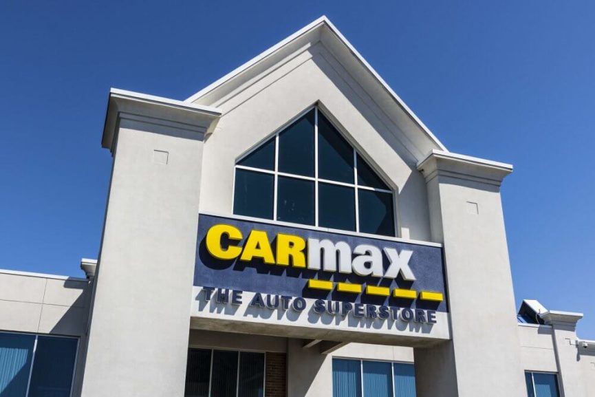 Does-CarMax-Buy-Old-Cars-Featured-Image-e1589490934194-865x577.jpg