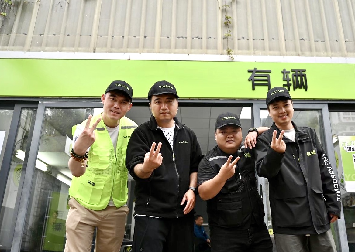 hk-01-team.jpg